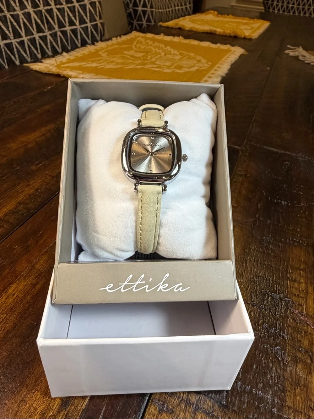 🌟 5 for $25 🌟 Ettika NIB Timeless Texture Bone Leather Square Silver Watch New